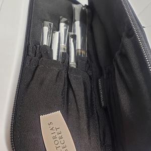Victoria's Secret MakeUp Brushes set